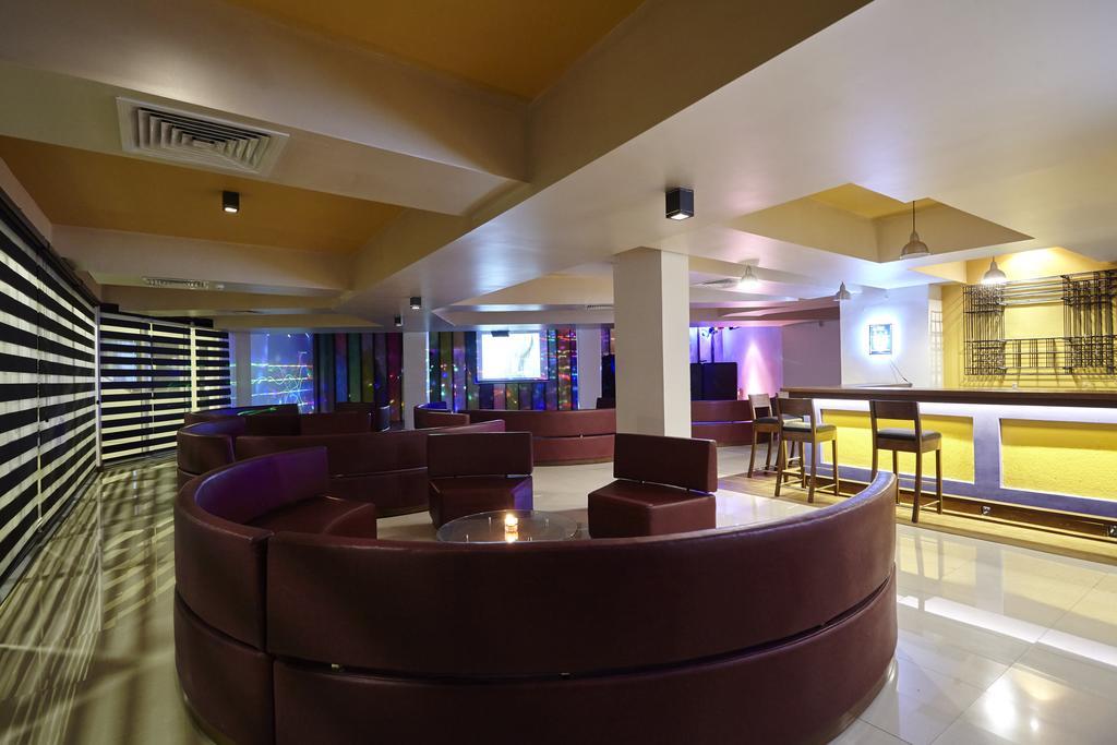 Hotel Turyaa Kalutara Esterno foto