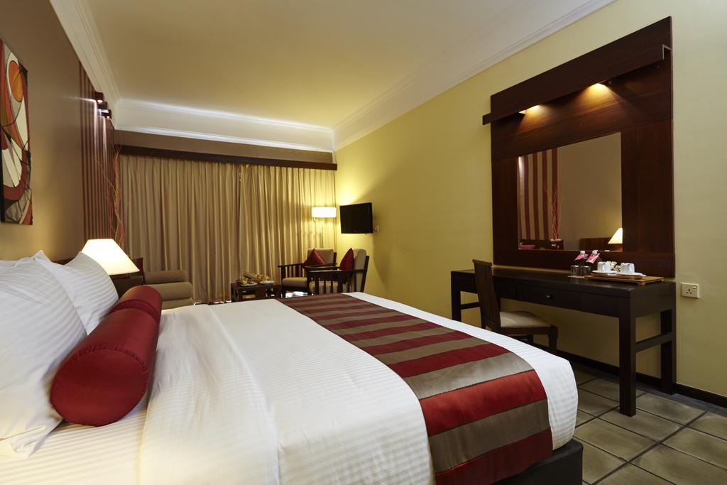 Hotel Turyaa Kalutara Esterno foto