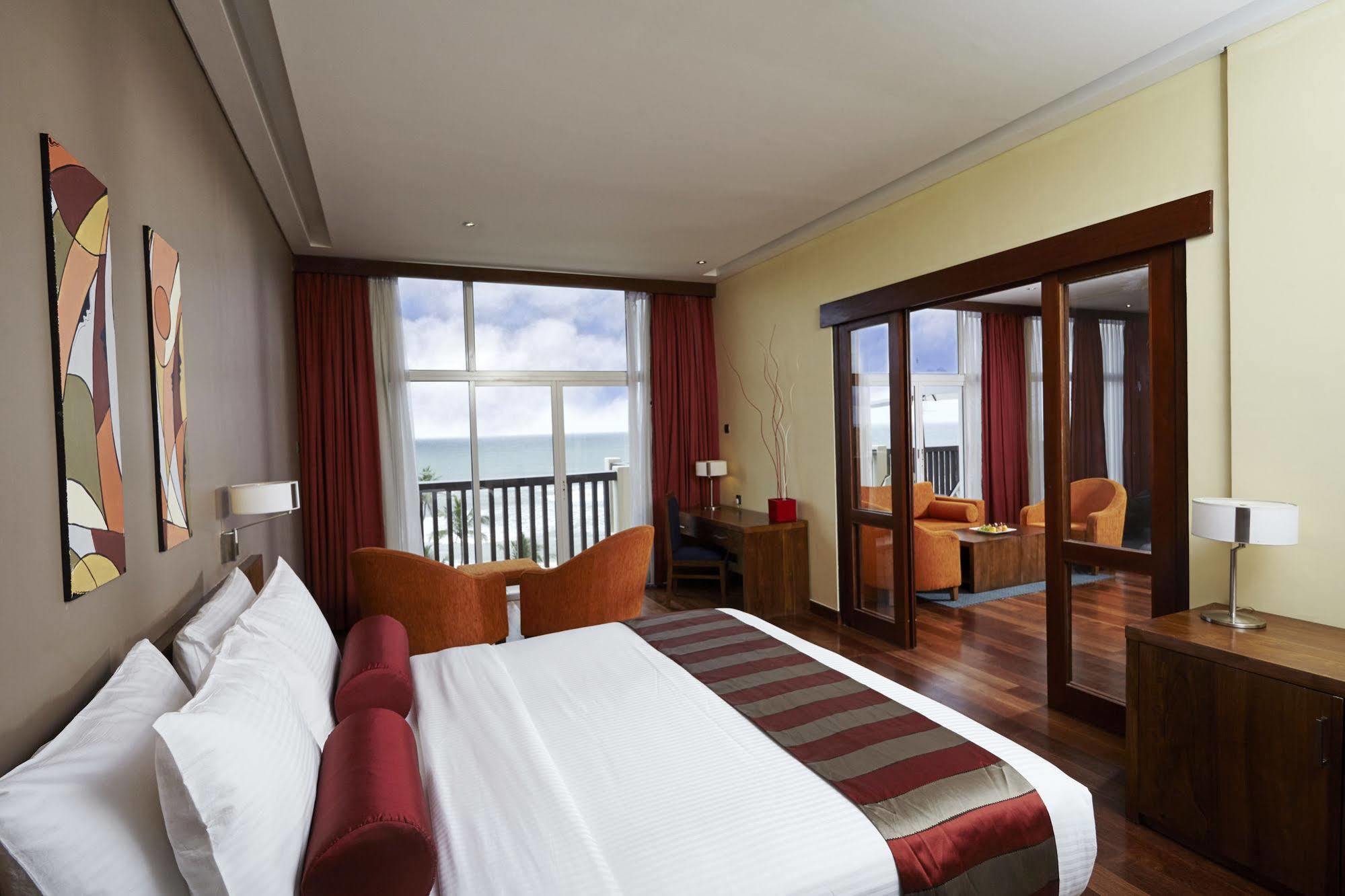 Hotel Turyaa Kalutara Esterno foto