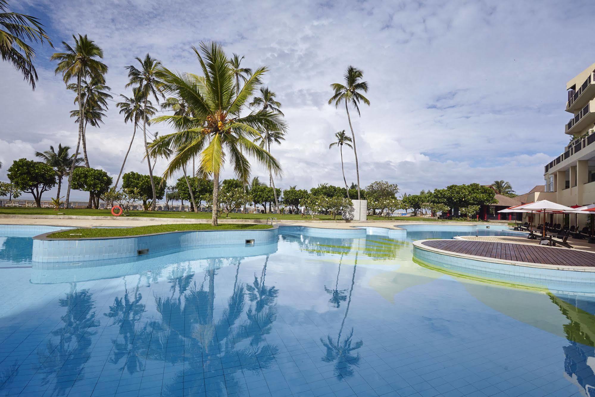 Hotel Turyaa Kalutara Esterno foto